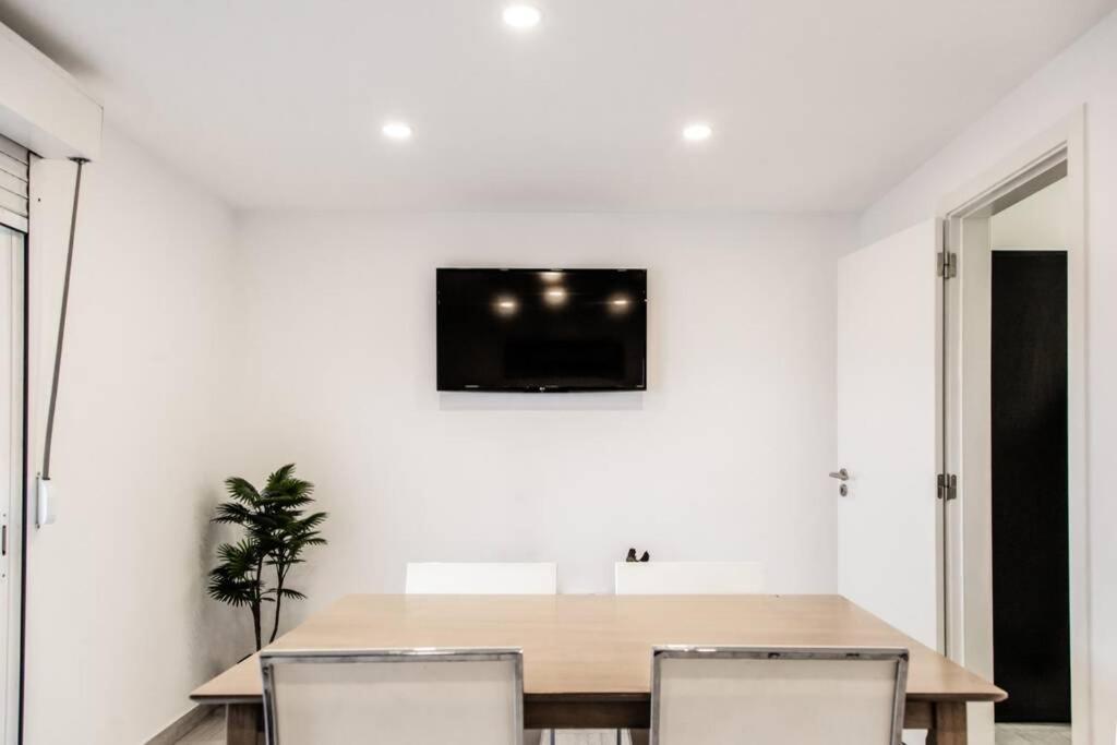 Remodeled Apartment In The City Center. FAO Eksteriør billede